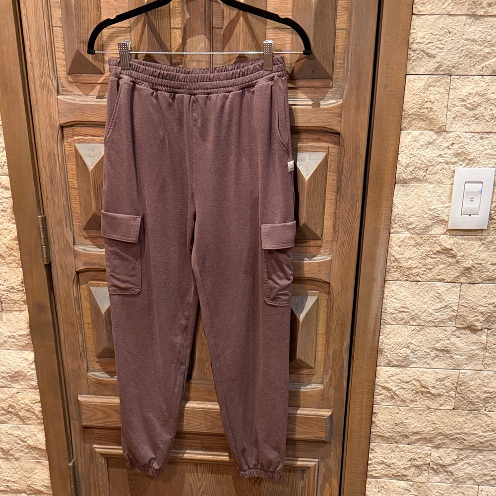 Vuori hazel heather Joggers size small